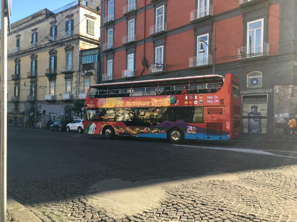 B&B Arte E Musei Napoli Bagian luar foto