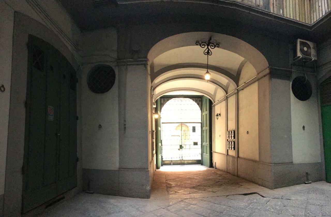B&B Arte E Musei Napoli Bagian luar foto